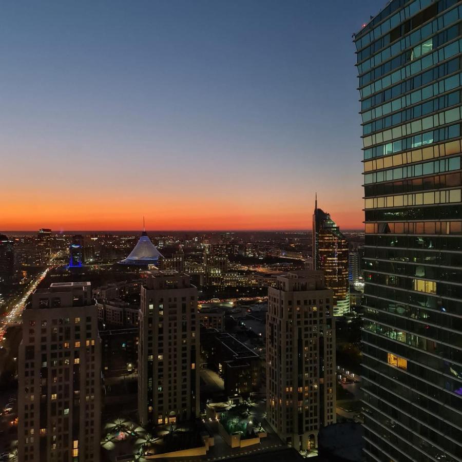 Северное Сияние 35 Этаж Astana Buitenkant foto